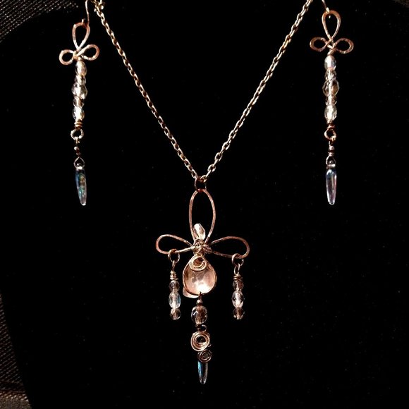 CCLHMHLLC Wirewrapped Jewellery Designs - Picture 1 of 4